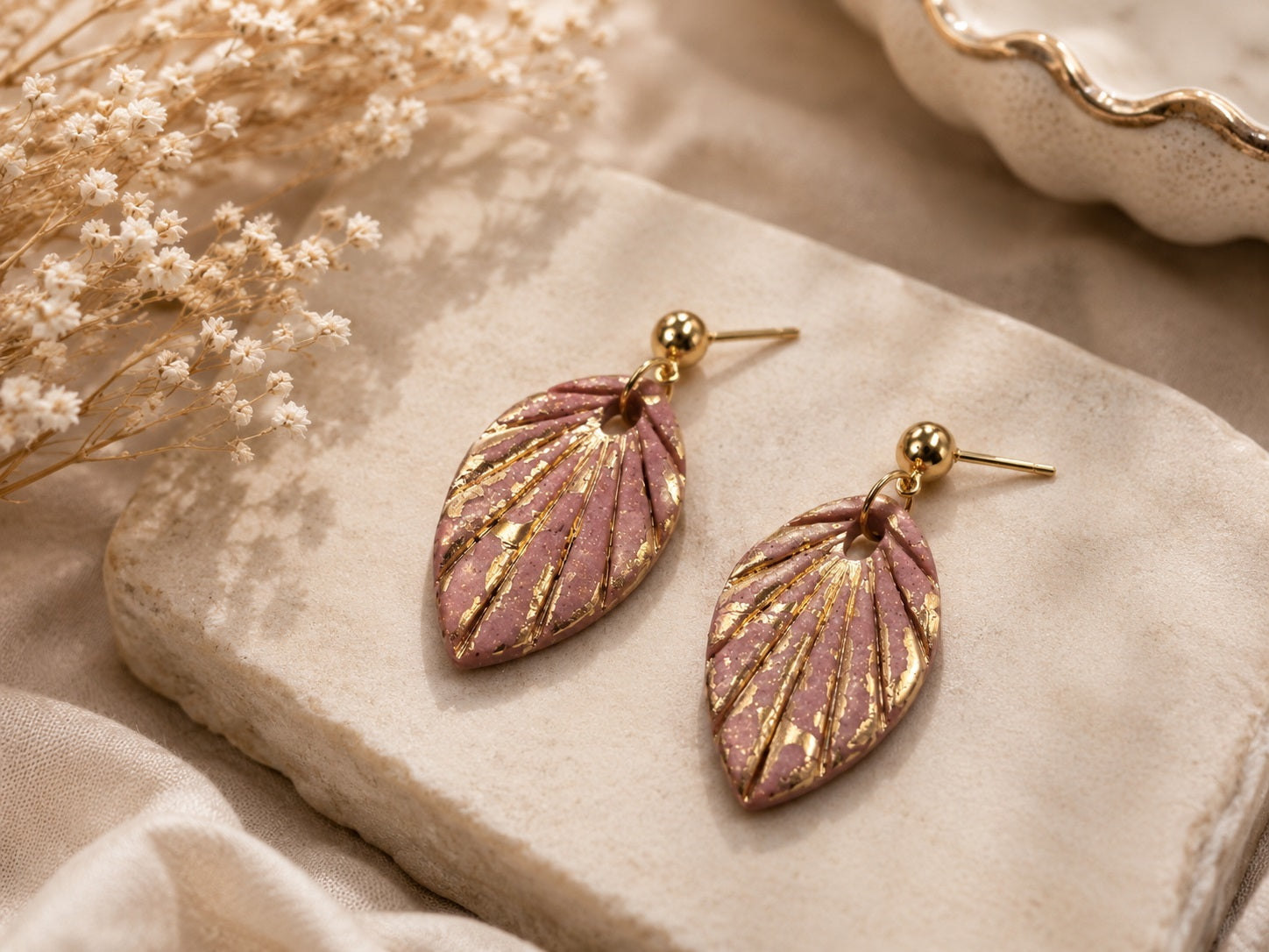 Golden Blush Leaf